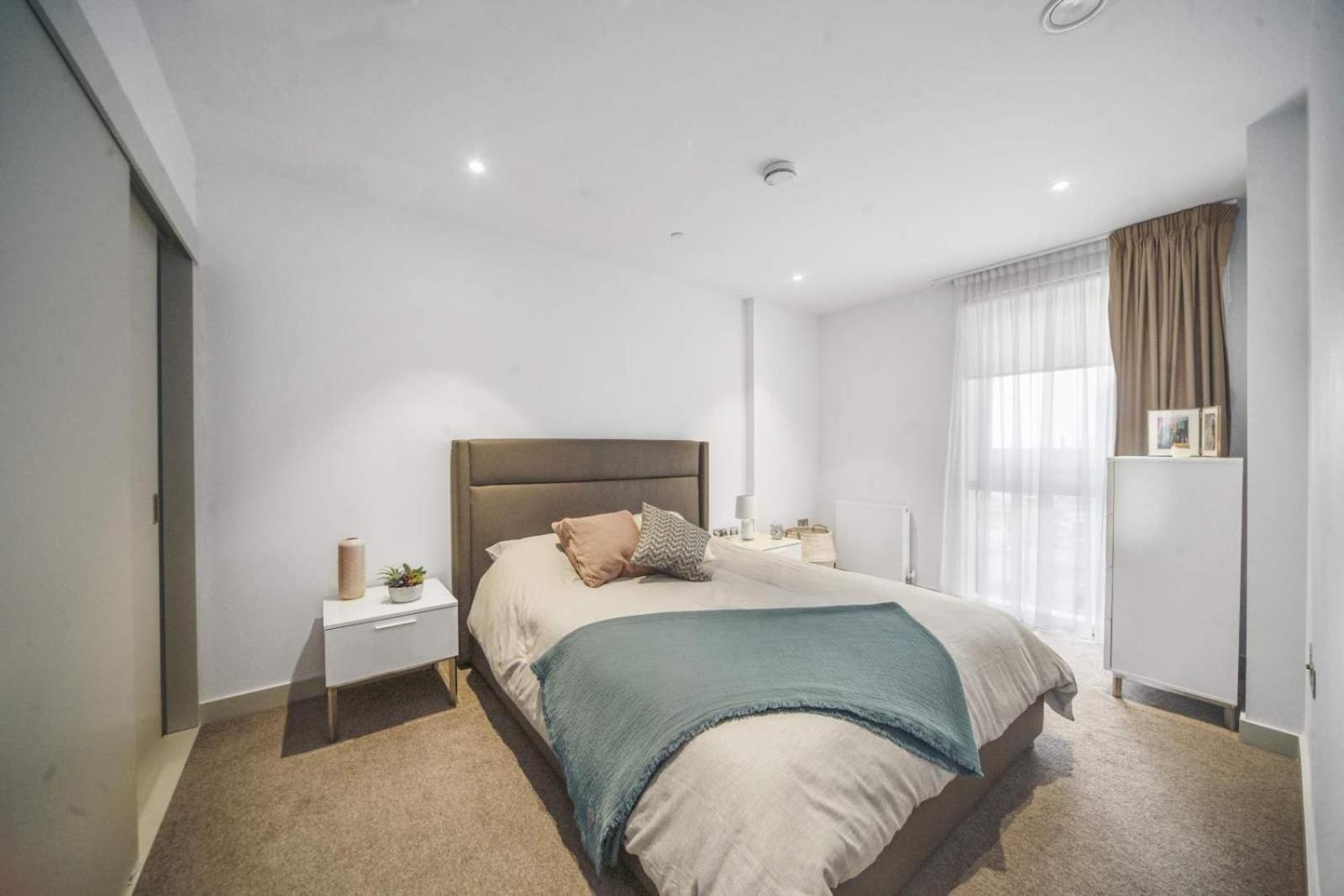 Luxury Modern Flat In